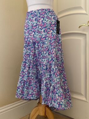 New - Simple Fun floral boho style hi low maxi skirt